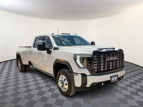White Frost Tricoat 2025 GMC Sierra 3500 Denali