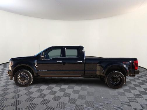 2022 Ford F-450 Limited