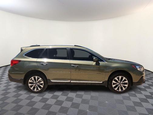 Wilderness Green Metallic - WG1 2018 Subaru Outback 3.6R Touring