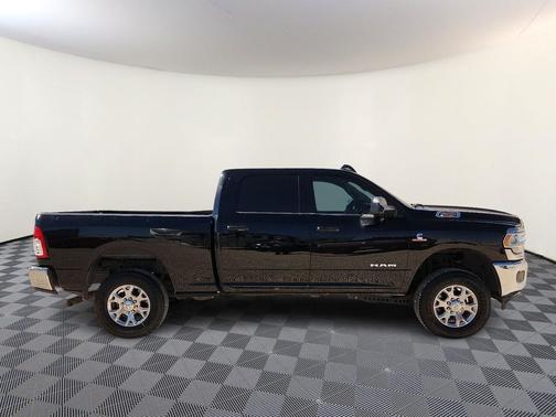2020 RAM 2500 Tradesman Crew Cab 4x4 6'4' Box