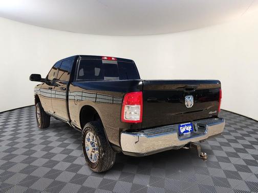 2020 RAM 2500 Tradesman Crew Cab 4x4 6'4' Box