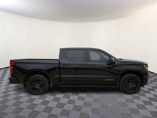 Black 2024 Chevrolet Silverado 1500 High Country
