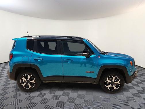 2022 Jeep Renegade Trailhawk