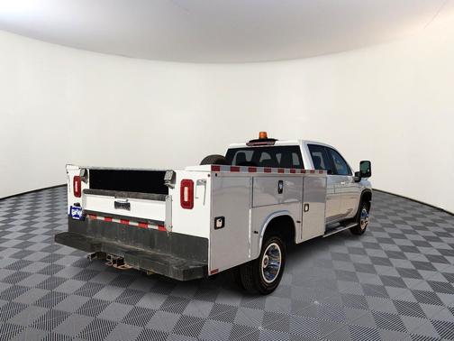 2023 Chevrolet Silverado 3500 LT