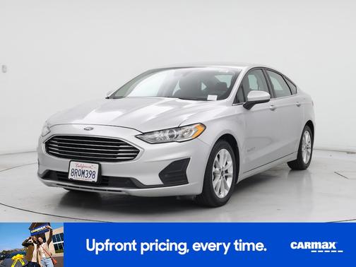 Silver 2019 Ford Fusion Hybrid SE