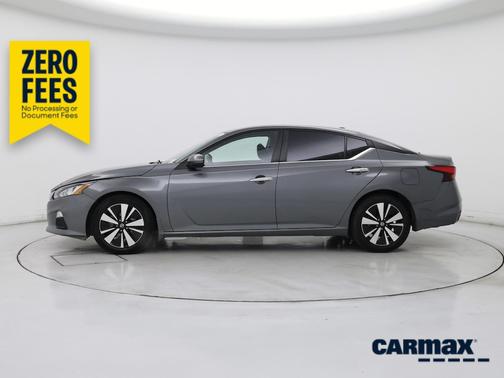 Gray 2022 Nissan Altima SV
