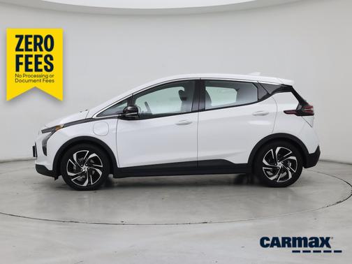 White 2023 Chevrolet Bolt EV 2LT