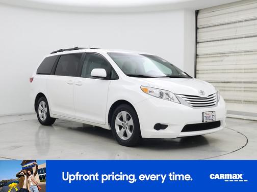 2017 Toyota Sienna LE