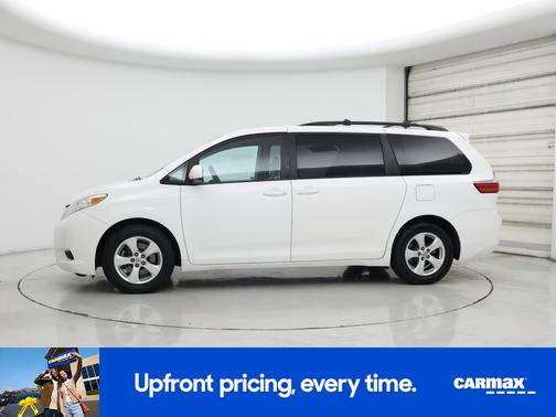 2017 Toyota Sienna LE