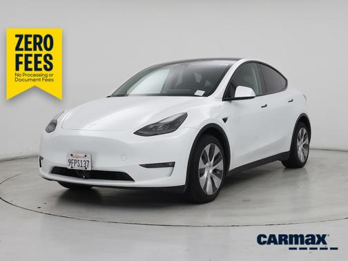 White 2023 Tesla Model Y Long Range