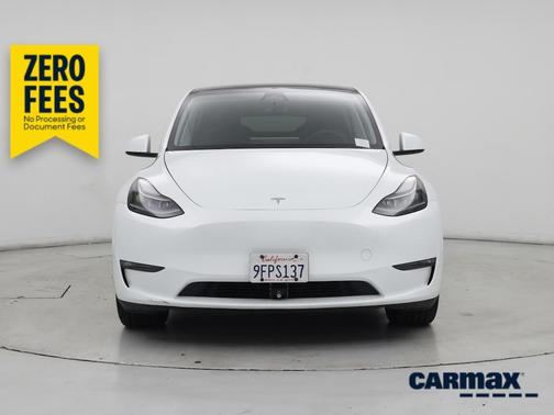 White 2023 Tesla Model Y Long Range