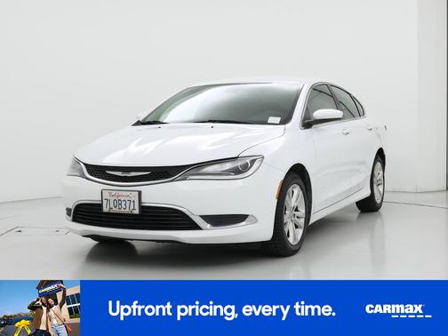 White 2015 Chrysler 200 Limited