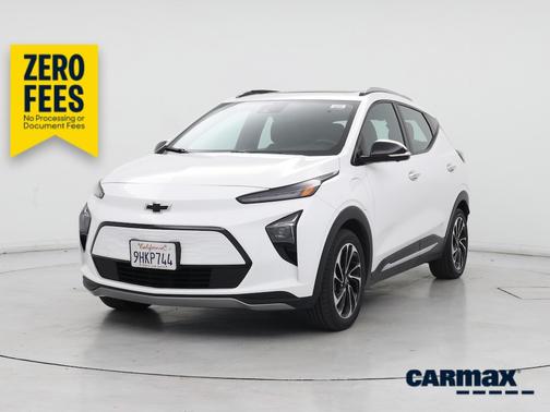 White 2023 Chevrolet Bolt EUV Premier