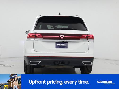 White 2024 Volkswagen Atlas SE w/Tech