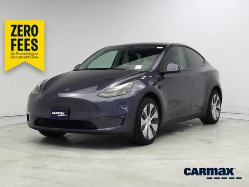 Gray 2023 Tesla Model Y Long Range