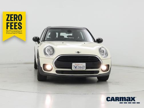 White 2017 MINI Clubman