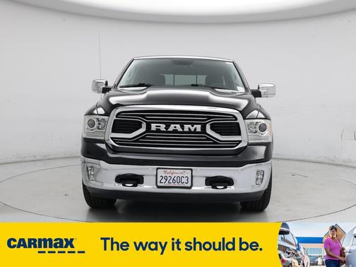 2019 RAM 1500 Classic Laramie