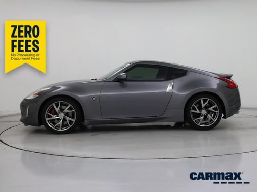 Gray 2015 Nissan 370Z Sport