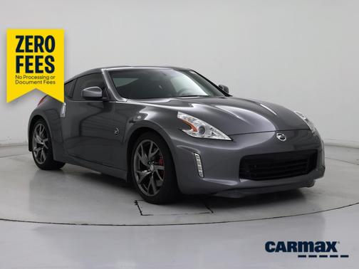 Gray 2015 Nissan 370Z Sport