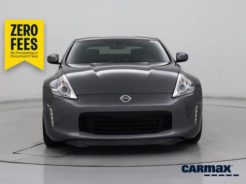 Gray 2015 Nissan 370Z Sport