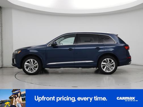 Blue 2020 Audi Q7 Premium Plus