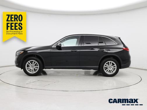 Black 2023 Mercedes-Benz GLC 300