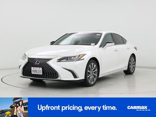 2020 Lexus ES 300h 