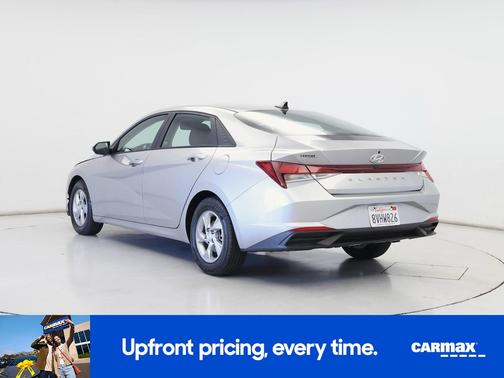 2021 Hyundai ELANTRA SE
