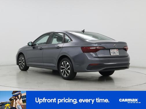 Gray 2022 Volkswagen Jetta S