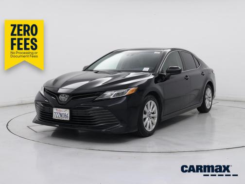 Black 2018 Toyota Camry LE