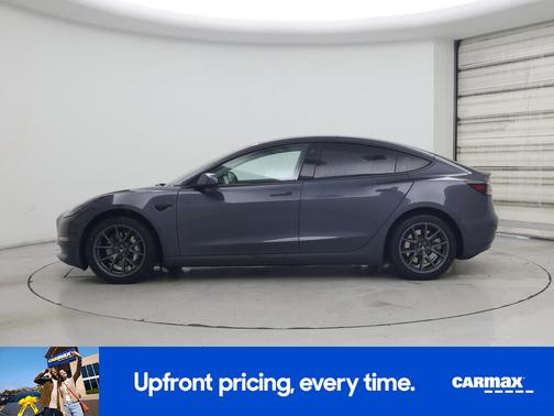 Gray 2022 Tesla Model 3 Long Range