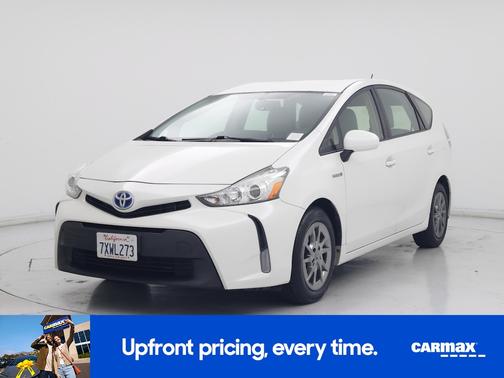 2017 Toyota Prius v Four