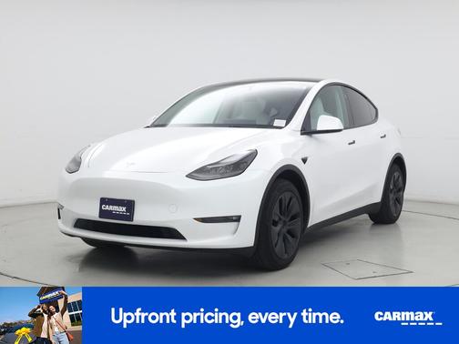 White 2025 Tesla Model Y Long Range