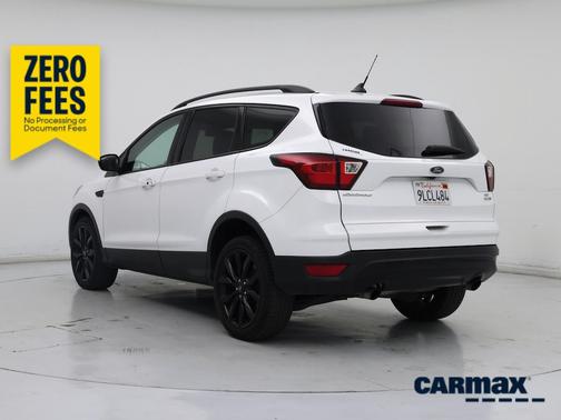 White 2019 Ford Escape SE