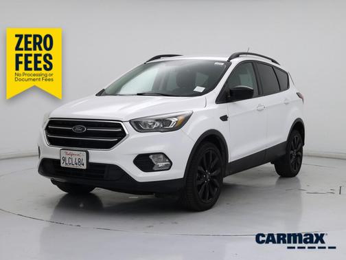 White 2019 Ford Escape SE