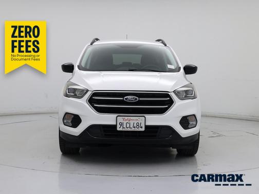 White 2019 Ford Escape SE