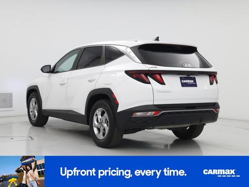 White 2024 Hyundai TUCSON SE