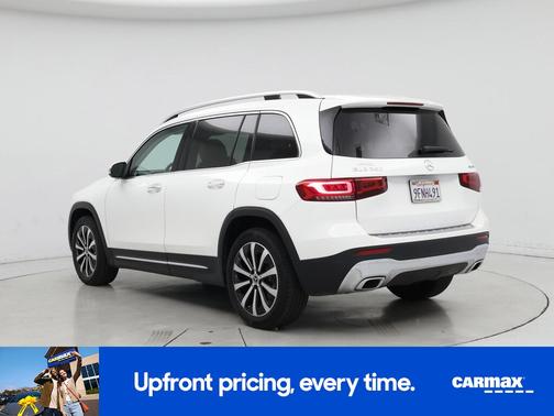 White 2023 Mercedes-Benz GLB 250