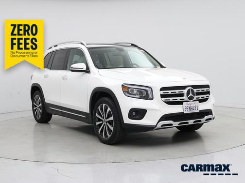 White 2023 Mercedes-Benz GLB 250