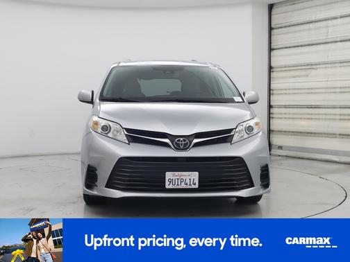 2020 Toyota Sienna LE