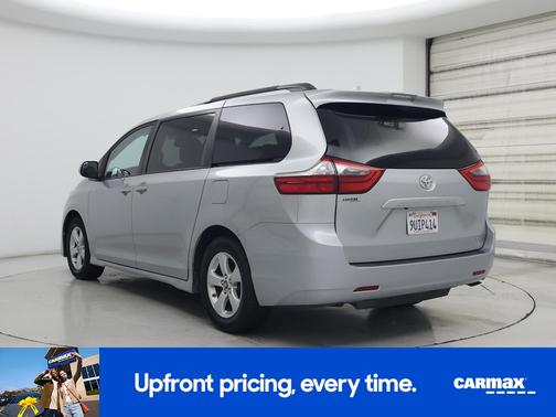 2020 Toyota Sienna LE