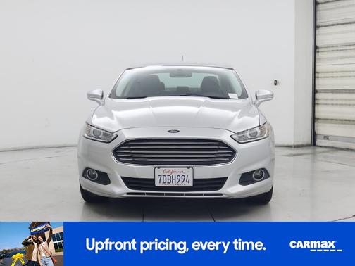 Silver 2014 Ford Fusion SE
