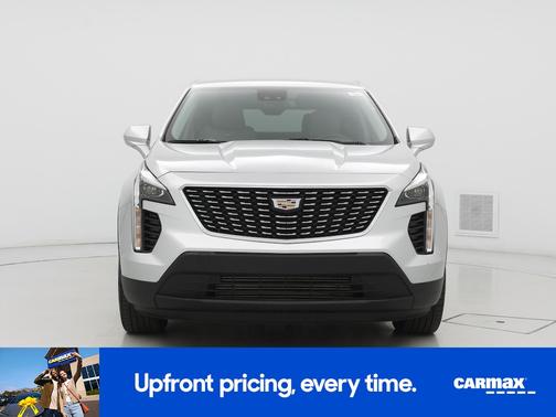 Silver 2022 Cadillac XT4 Luxury