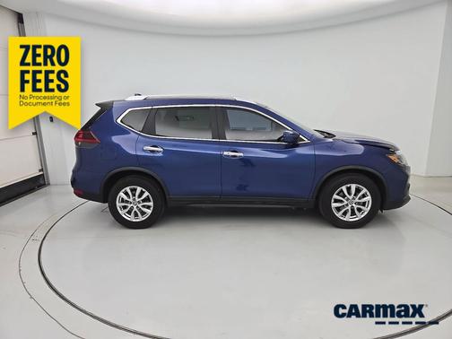 Blue 2018 Nissan Rogue SV