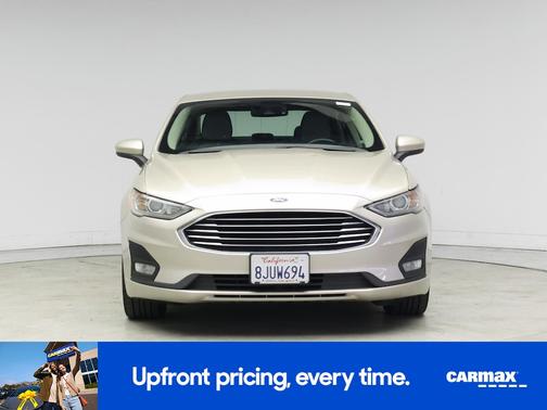 Gold 2019 Ford Fusion SE