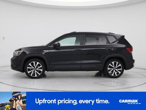 Black 2023 Volkswagen Taos SE