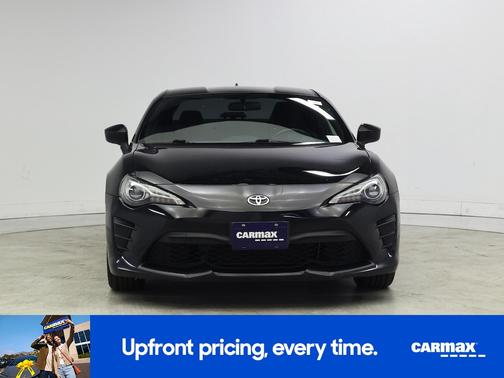 Black 2017 Toyota 86