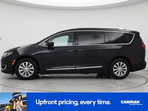 2019 Chrysler Pacifica L