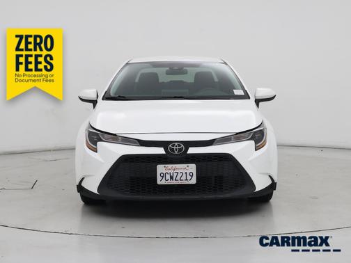 White 2020 Toyota Corolla LE