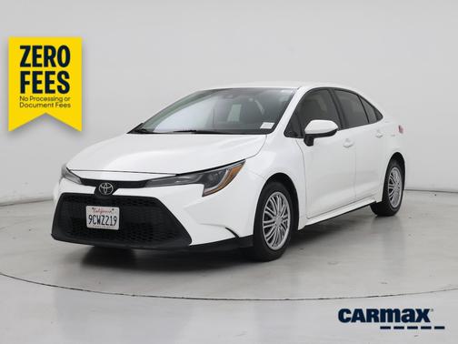 White 2020 Toyota Corolla LE